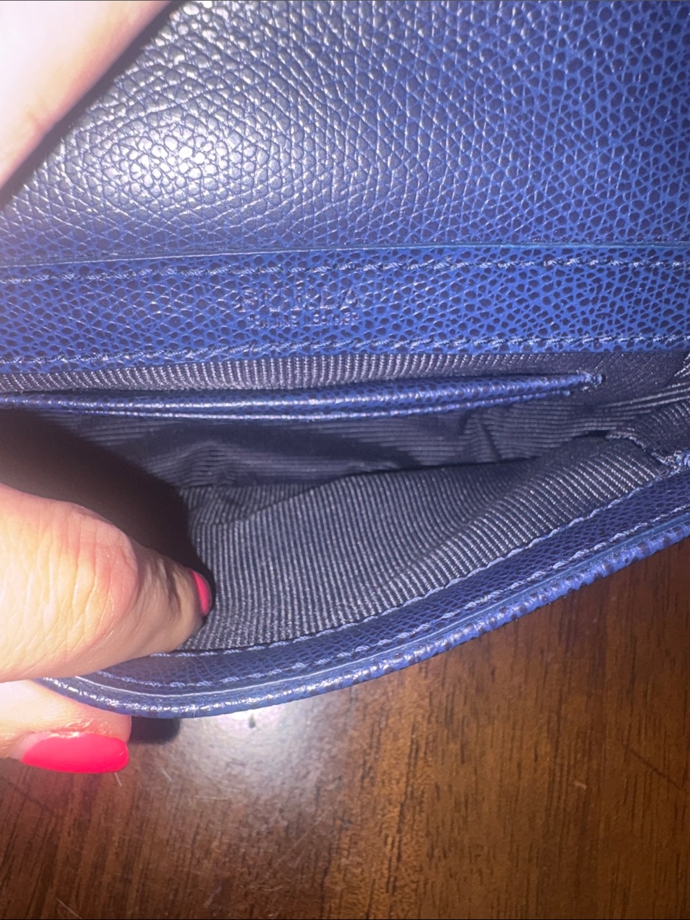 FURLA METROPOLIS Crossbody Mini Nero, Navy in 6 by 5 iinches EUC. - Picture 7 of 9